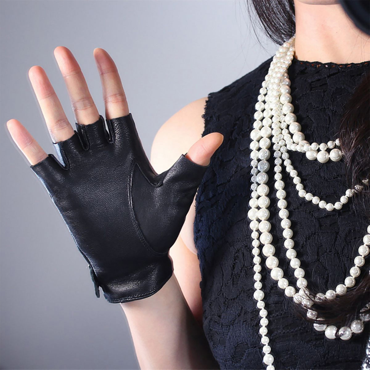 Women's Genuine Leather 5.5 Inch Slim Fit Half Finger Driving Gloves