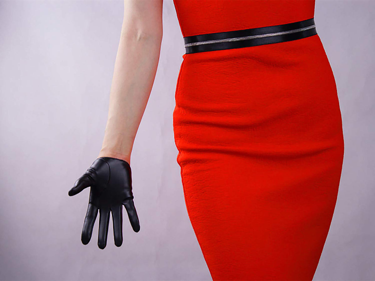 Women's Black Faux Leather Slim Fit Full Finger Party Gloves